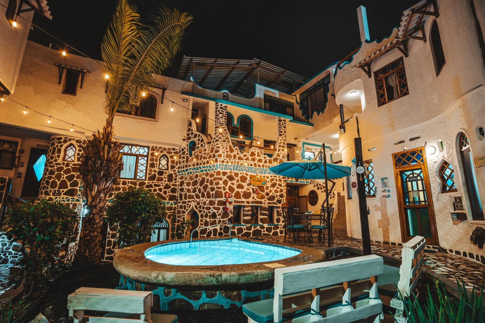 Maidith Galapagos Inn Puerto Ayora  Zewnętrze zdjęcie