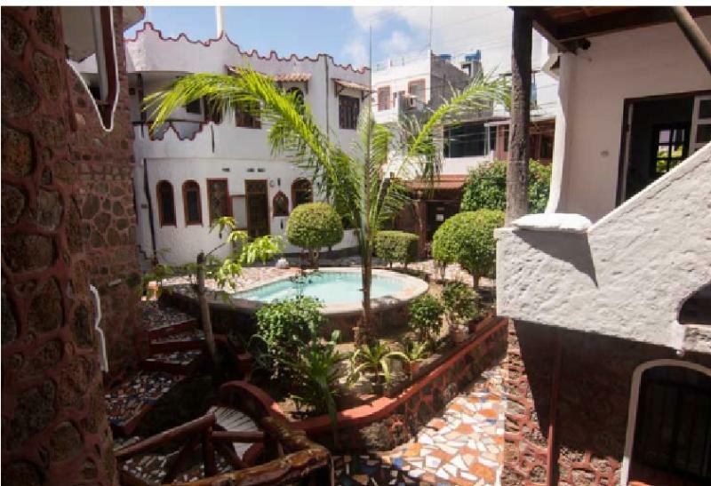 Maidith Galapagos Inn Puerto Ayora  Zewnętrze zdjęcie